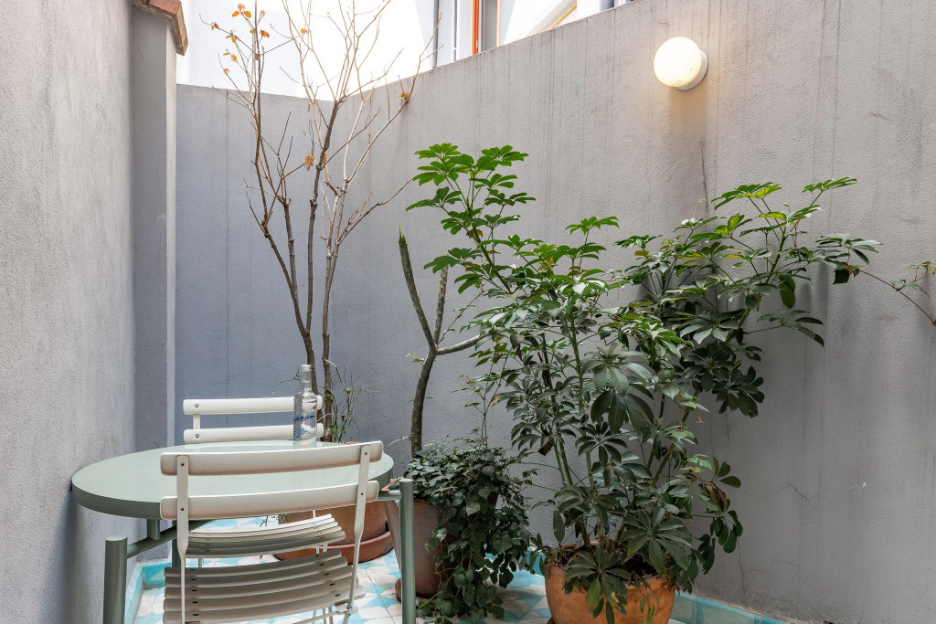 Casai Hi Tech Private 1 br in La Condesa With Terrace