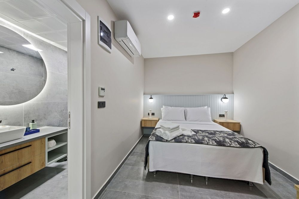 Saatli Suites