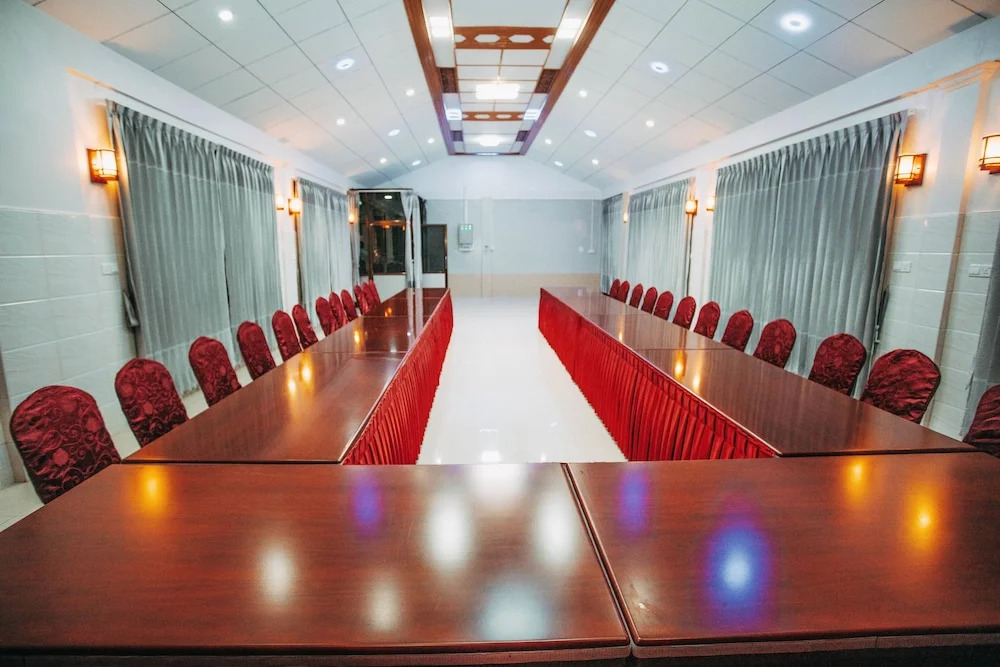 Amber Palace Hotel