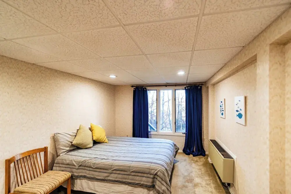 Serenity Now Quiet 4 BDR Next to Margaritaville!
