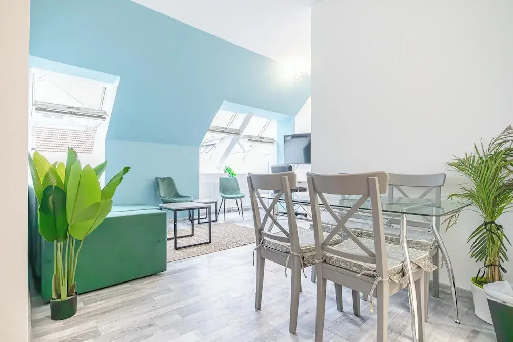 Affordable 2BR With Living Room Vienna