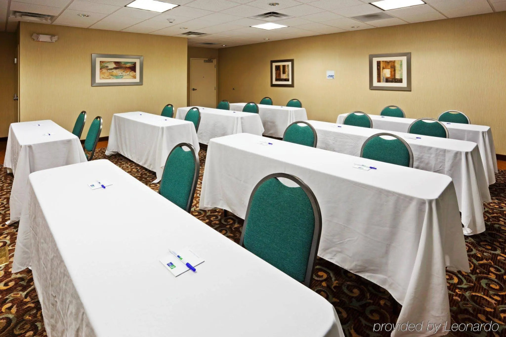 Holiday Inn Express Hotel & Suites Smyrna-Nashville Area by IHG