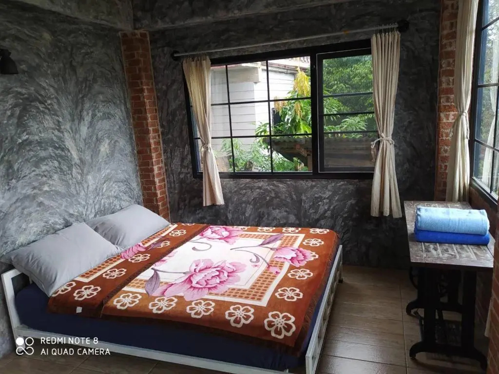 Pilok hillhouse