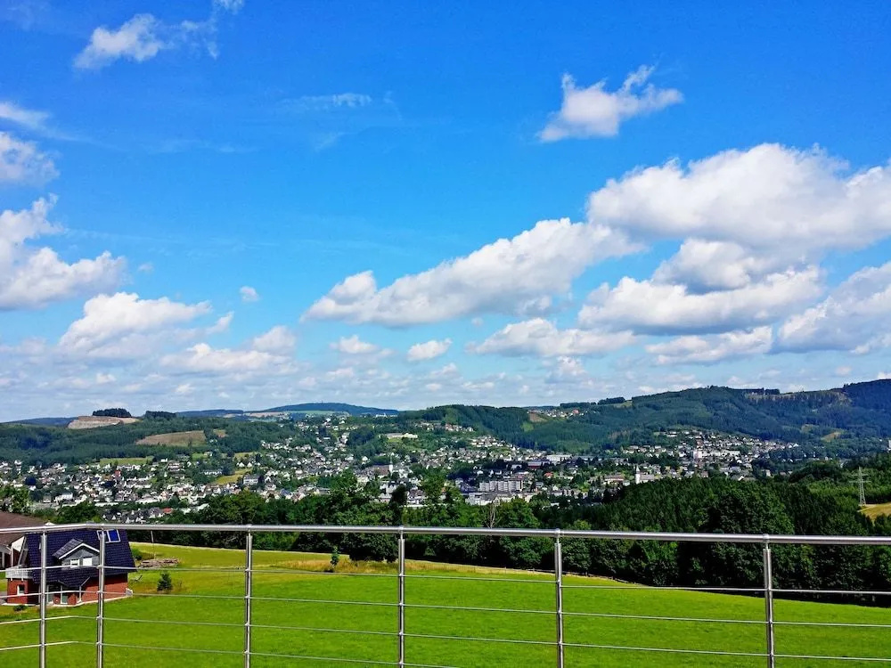5 Ferienwohnungen nähe Badesee mit Bergblick