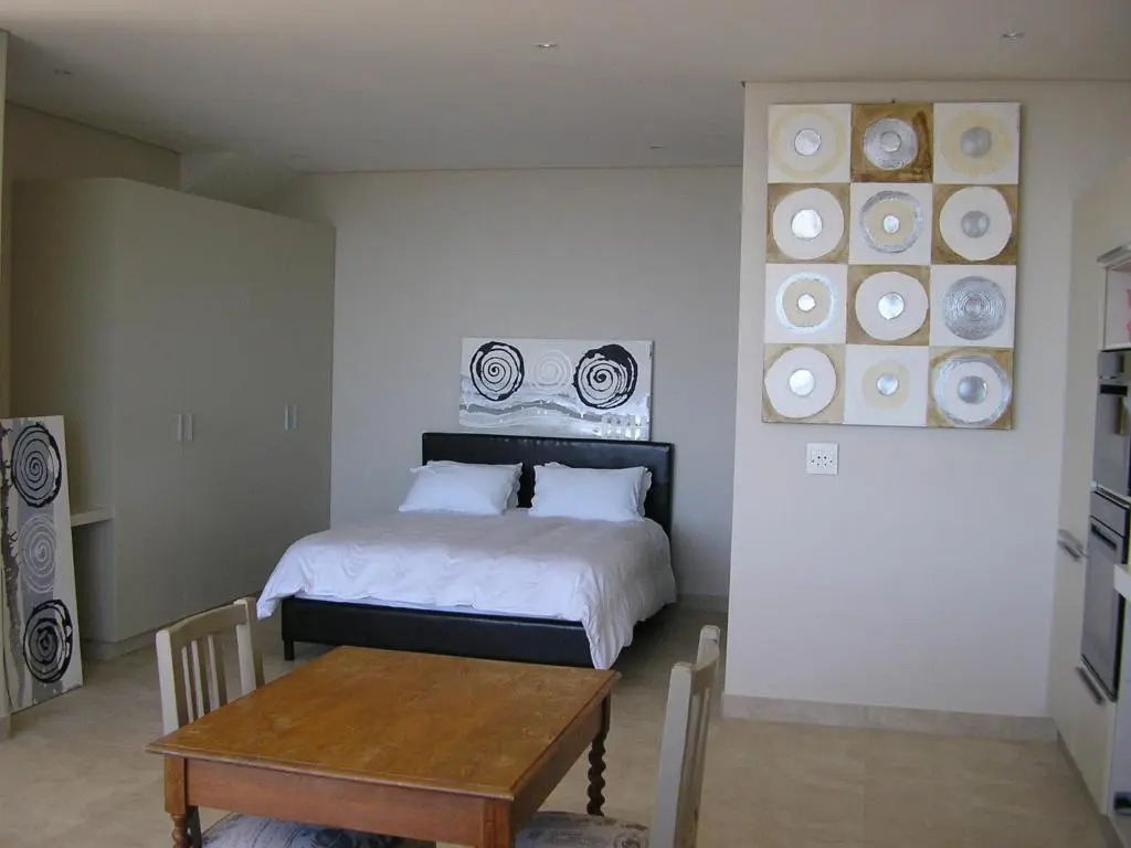 Camps Bay Studio Apartments - Self-catering