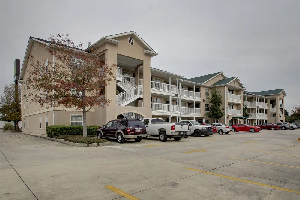 InTown Suites Extended Stay New Orleans LA - Metairie