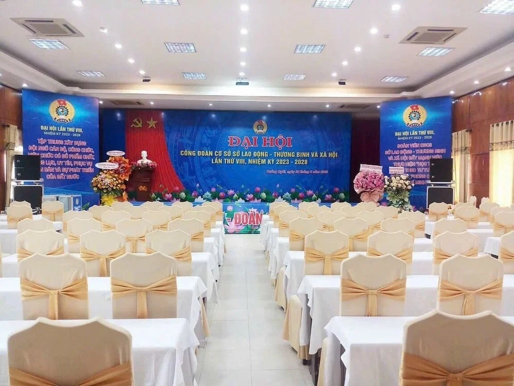 Khách Sạn Hùng Vương Quảng Ngãi