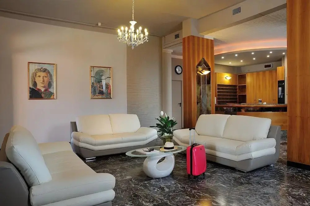 Hotel Piero Della Francesca