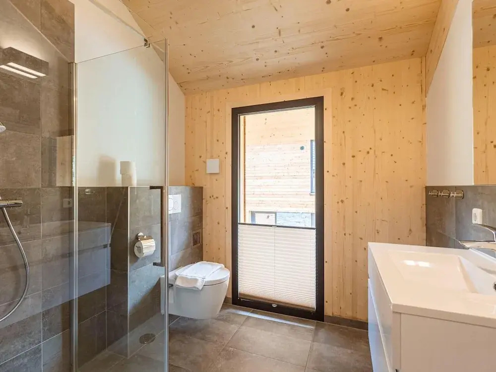 Chalet Near Kreischberg Ski Lift & Spa