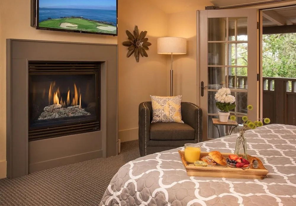 Carmel Country Inn