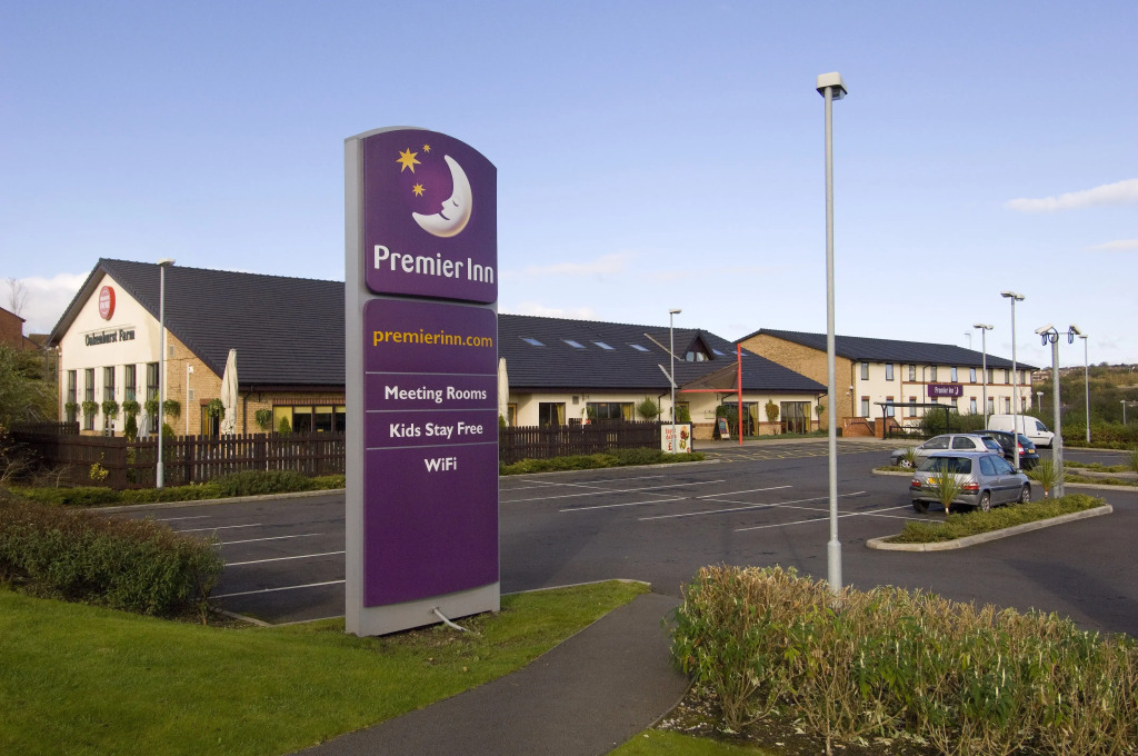 Premier Inn Blackburn South - M65 J4