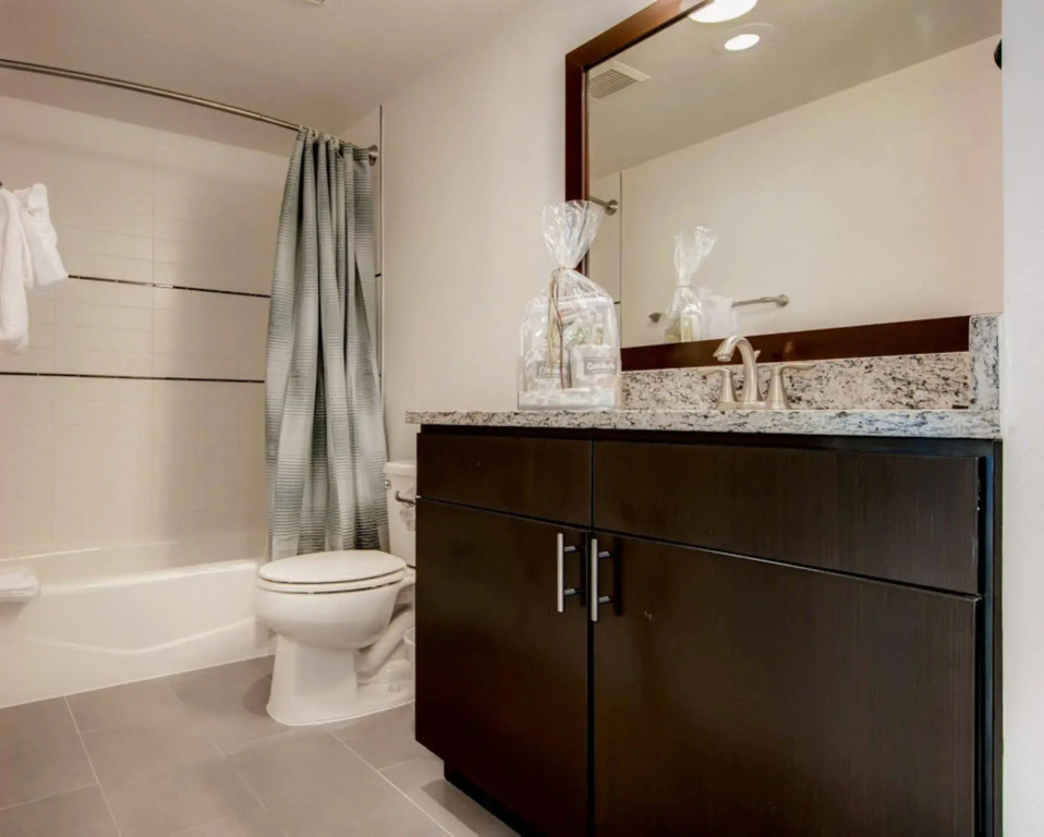 Global Luxury Suites at Castro Street