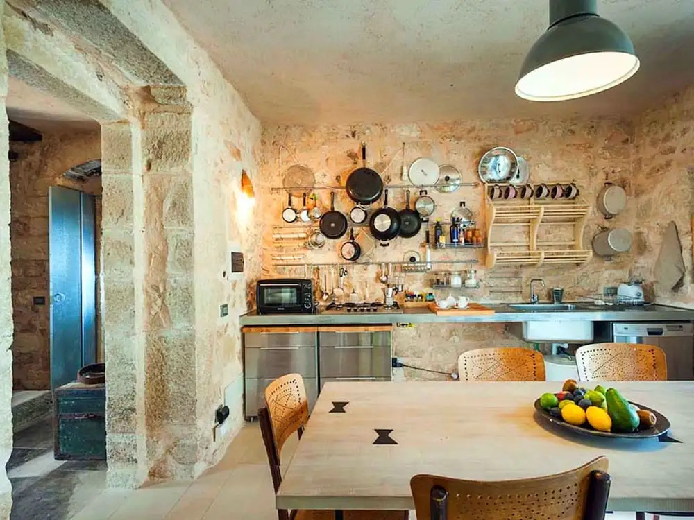 Lush Holiday Home in Ragusa with Pool & Antique Interiors