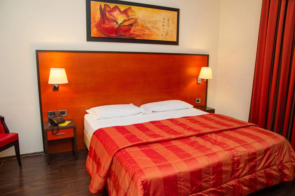 Gullo Hotel