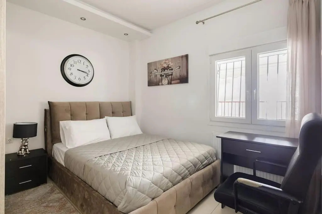 Lassani cozy and quiet, 2 bedroom apartm with spacious balcony