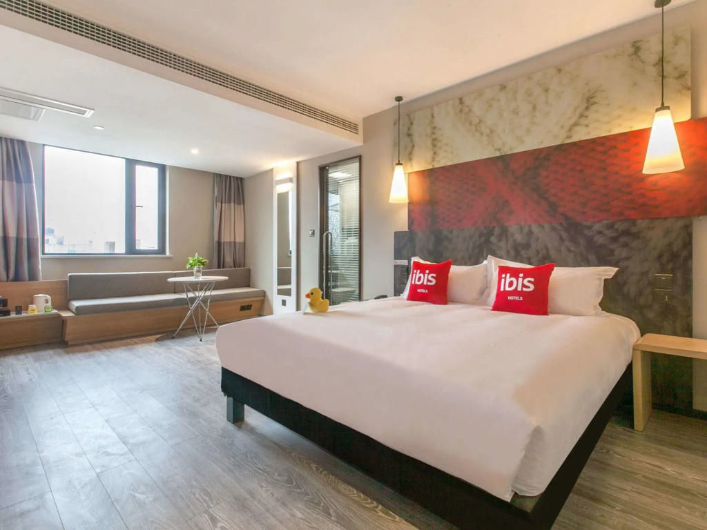 Ibis Wuhan Hubu Alley Hotel