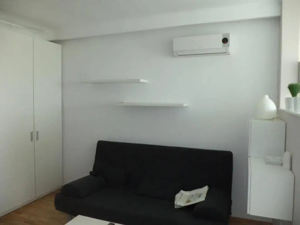 North Lane Apartment