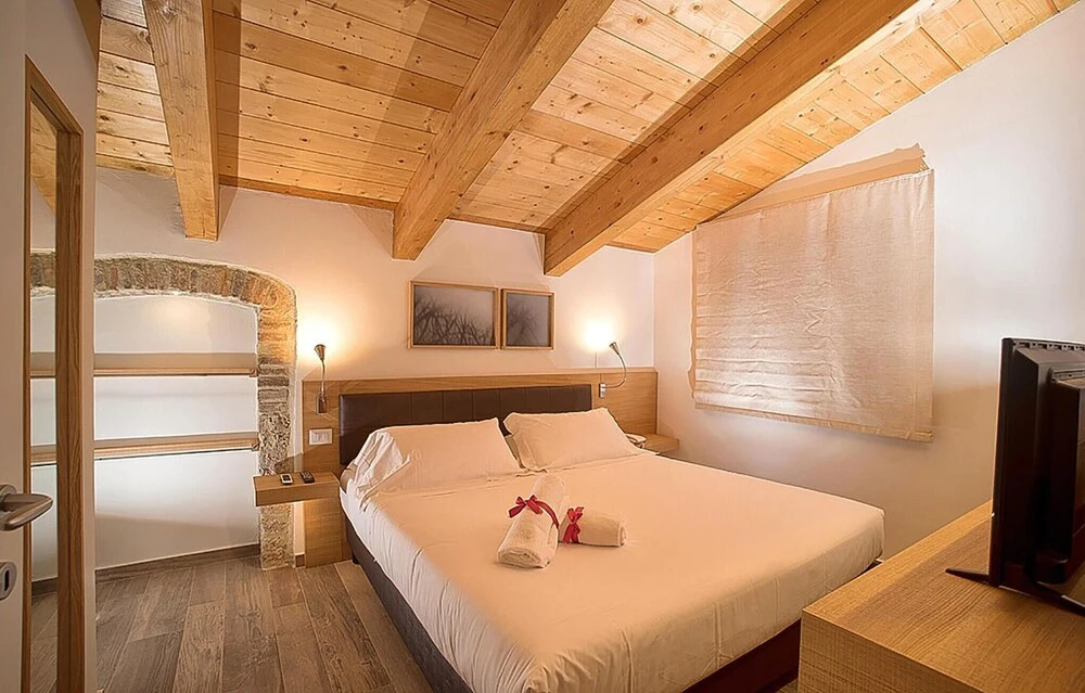 Amazing Apartment in Foligno With Outdoor Swimming Pool, Wifi and 2 Bedrooms