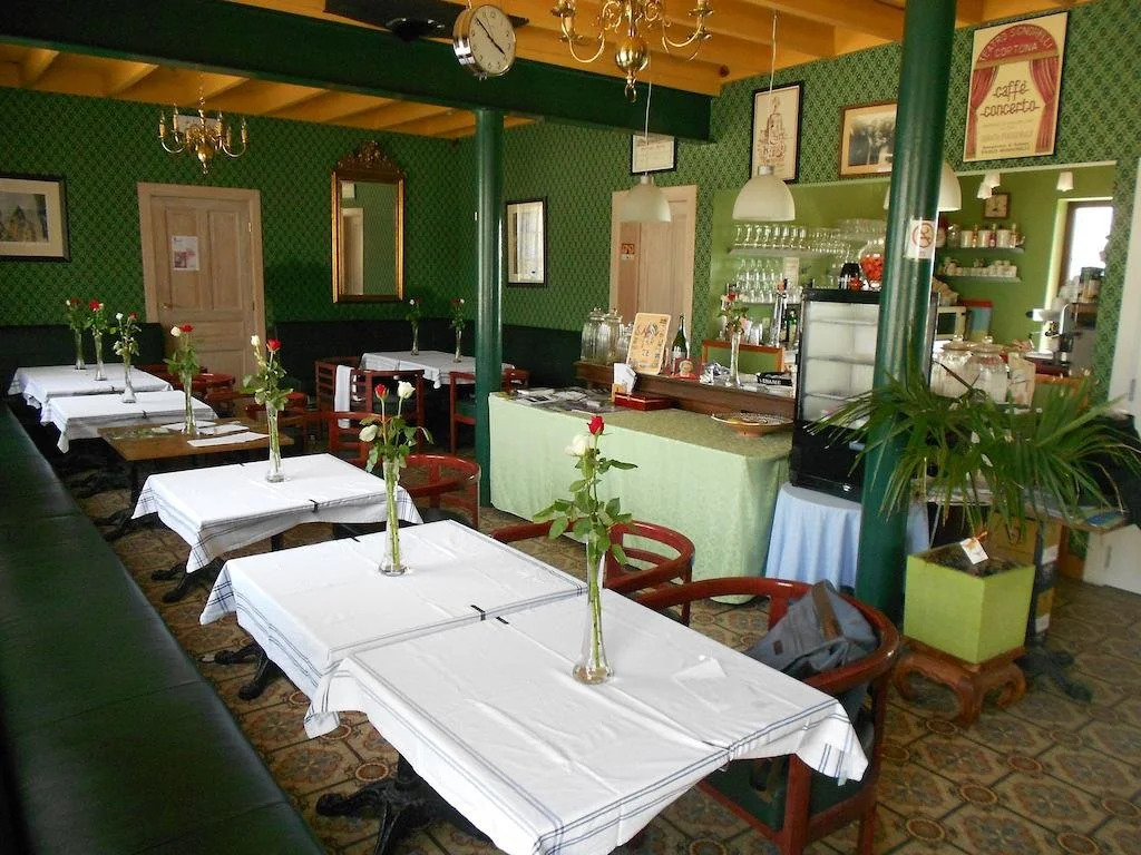 Johans Lodge