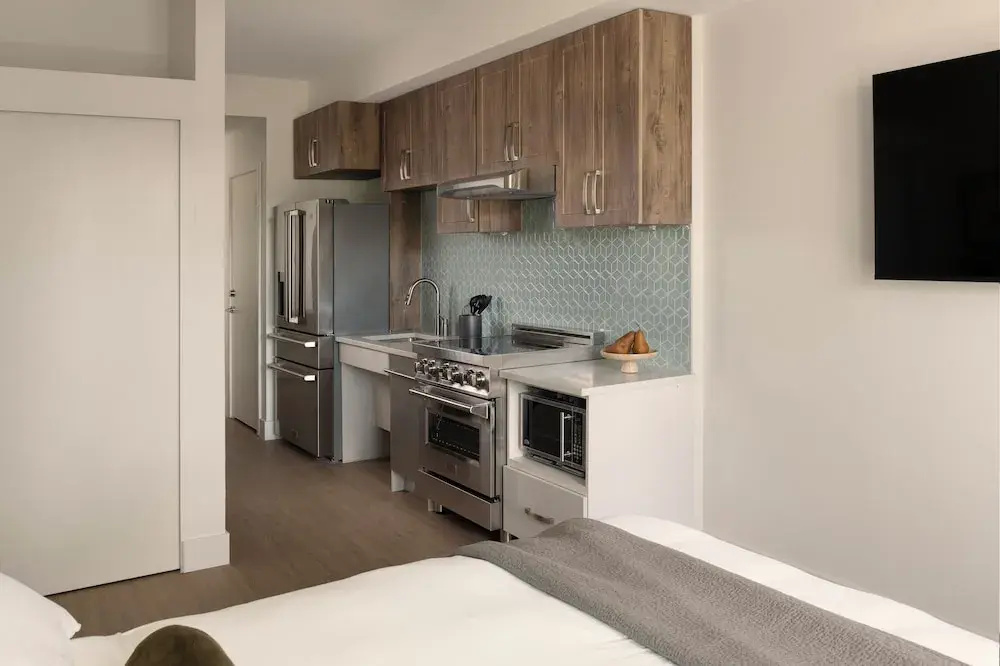 Mint House Tampa Downtown by Kasa