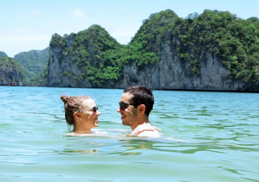 Halong Seasun Cruise
