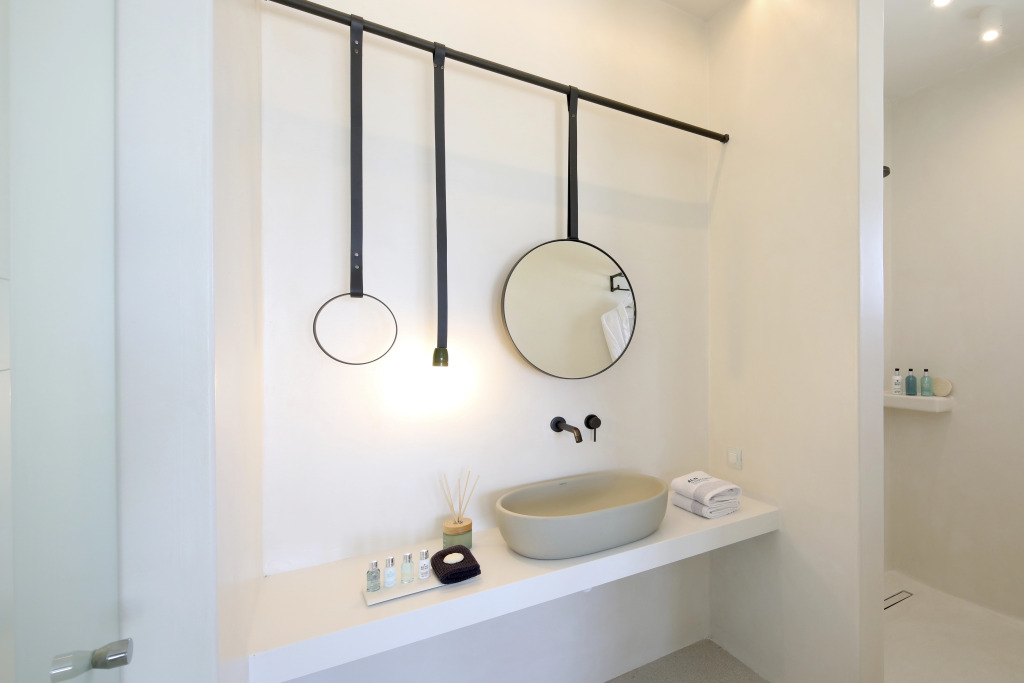 Alti Santorini Luxury Suites