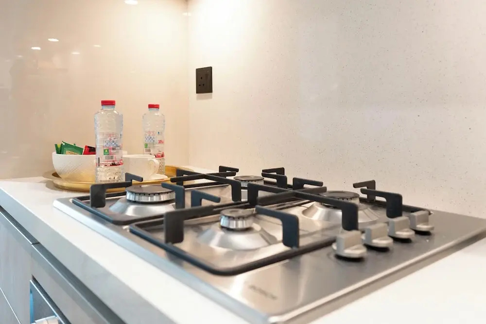 Chic 1BR Apartment - The Crest Dubai