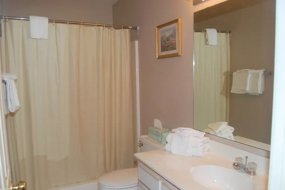 Fairways At Riveroaks 23d 3 Bedroom Condo by RedAwning