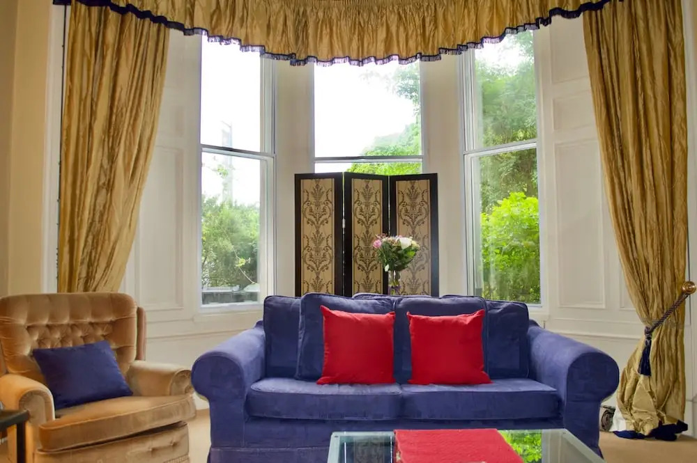 Central 2 Bedroom Home In Edinburgh