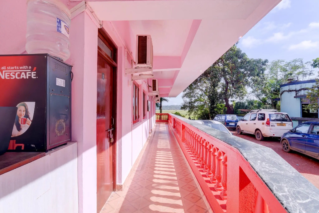 OYO Flagship 60088 Omkar Guest House