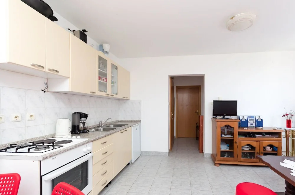 Apartment Besima