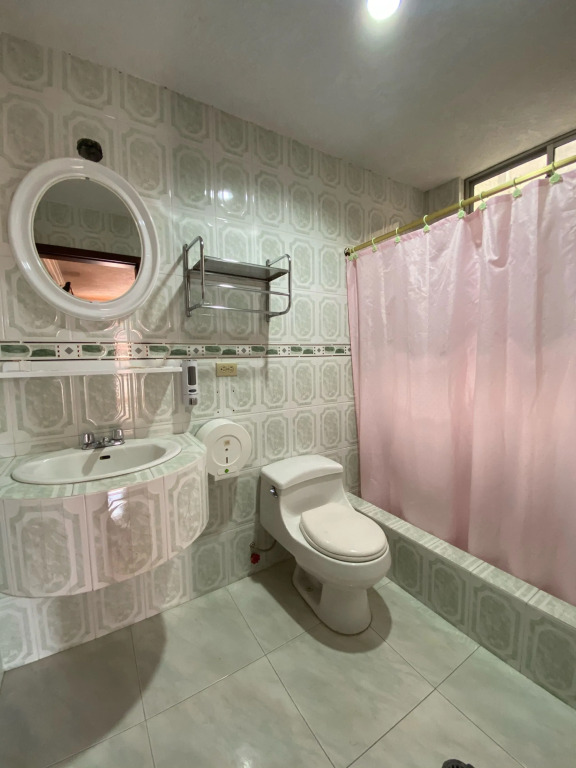 Hotel Tren Dorado