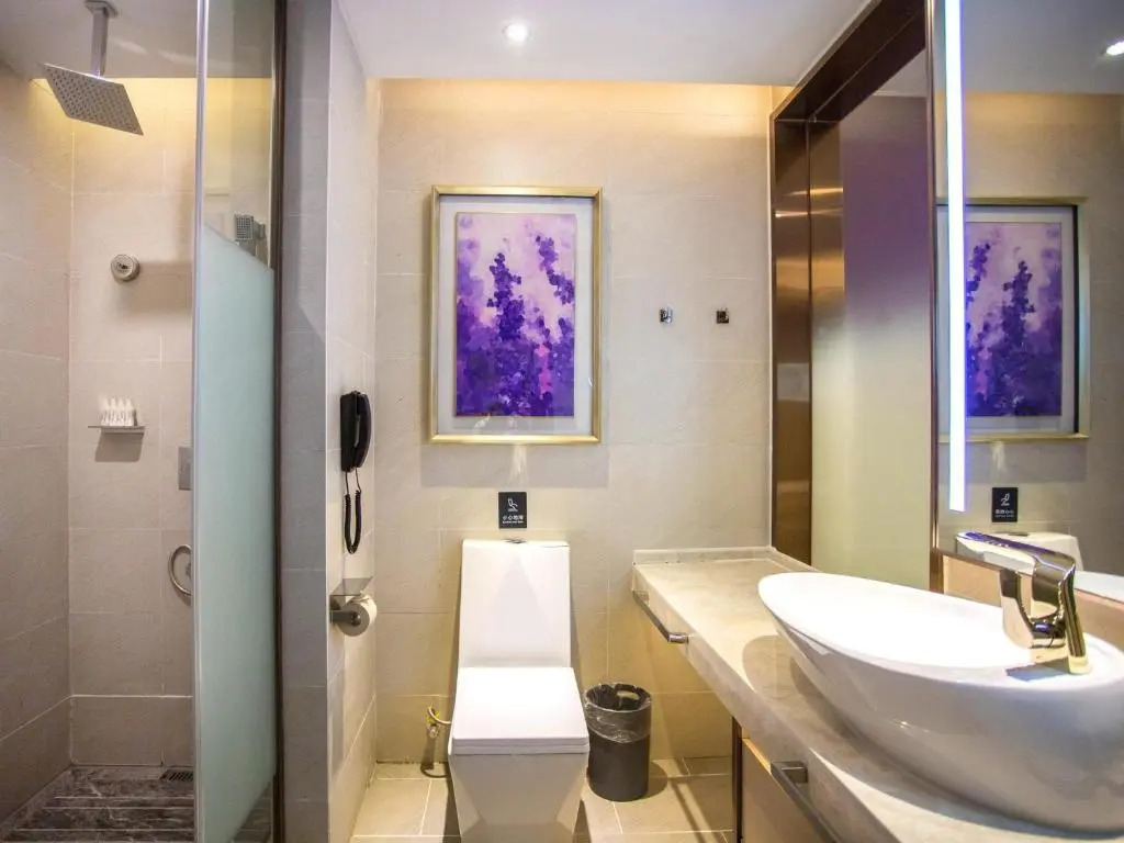 Lavande Hotel Yibin University City Exhibition Center