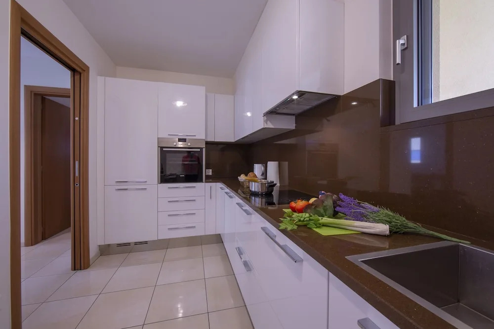 Porza Home