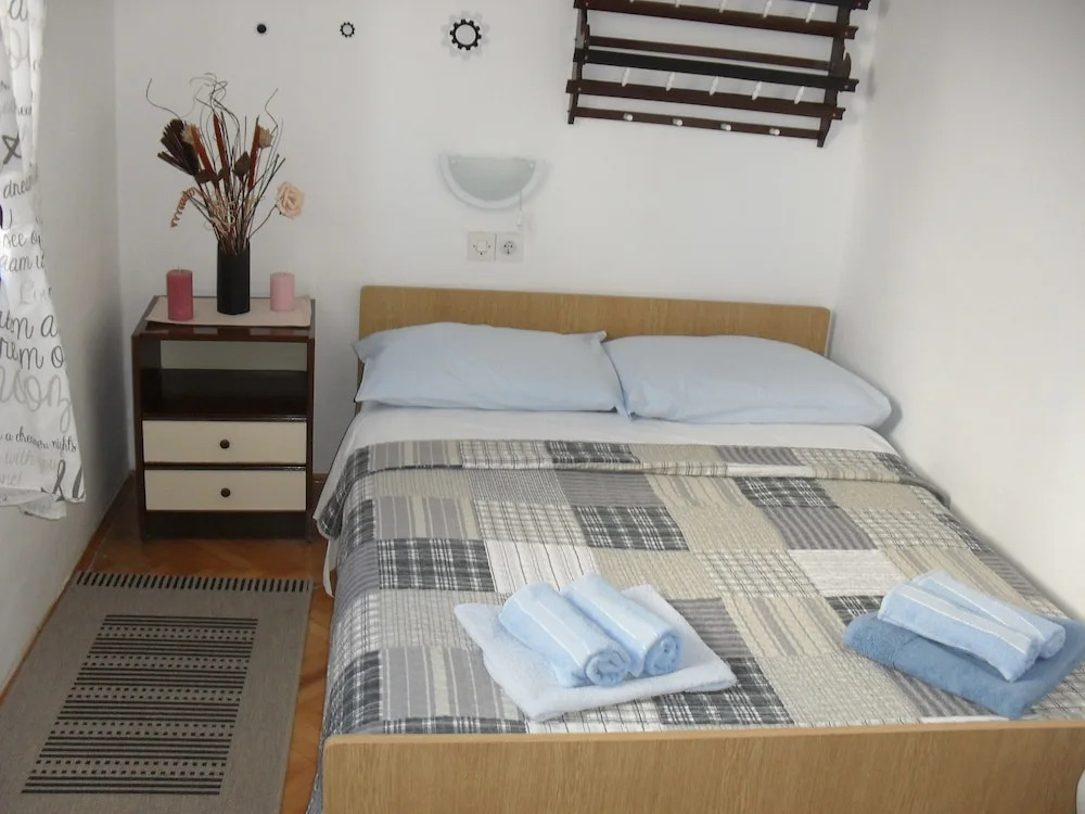 Apartments Desa