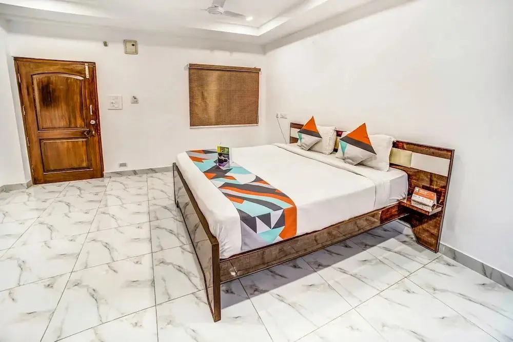 Adarsh Grand Inn by fabHotel