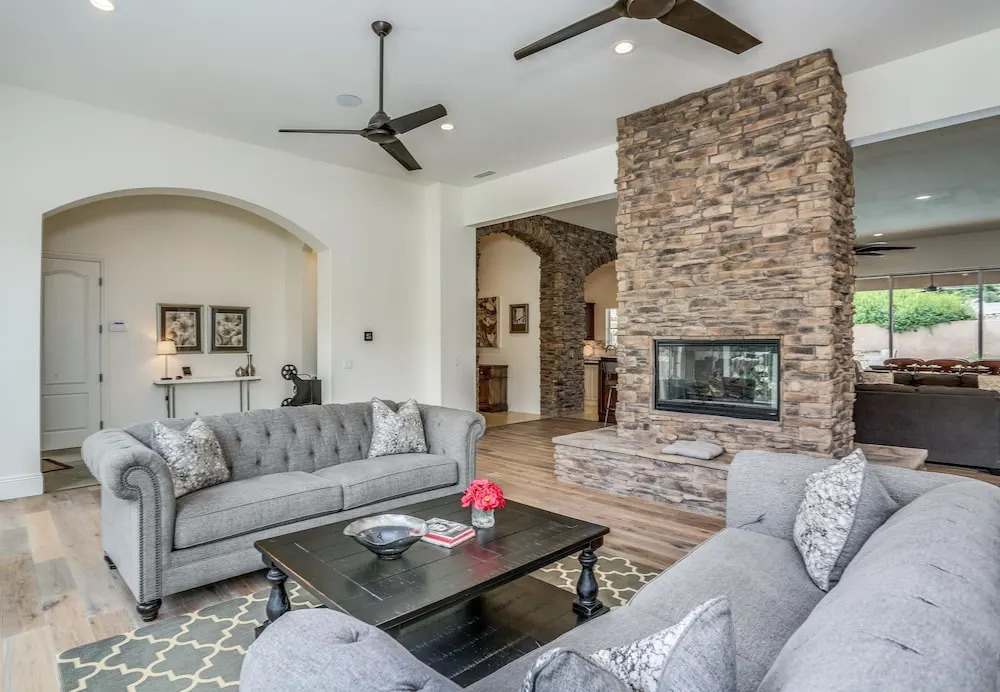 333 Valmonte Sur Home 5 Bedrooms 5.5 Bathrooms Home
