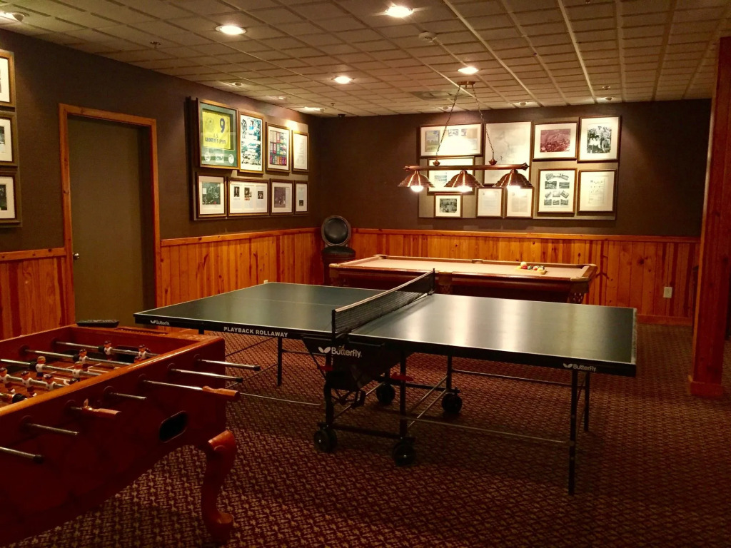 Pine Needles Lodge