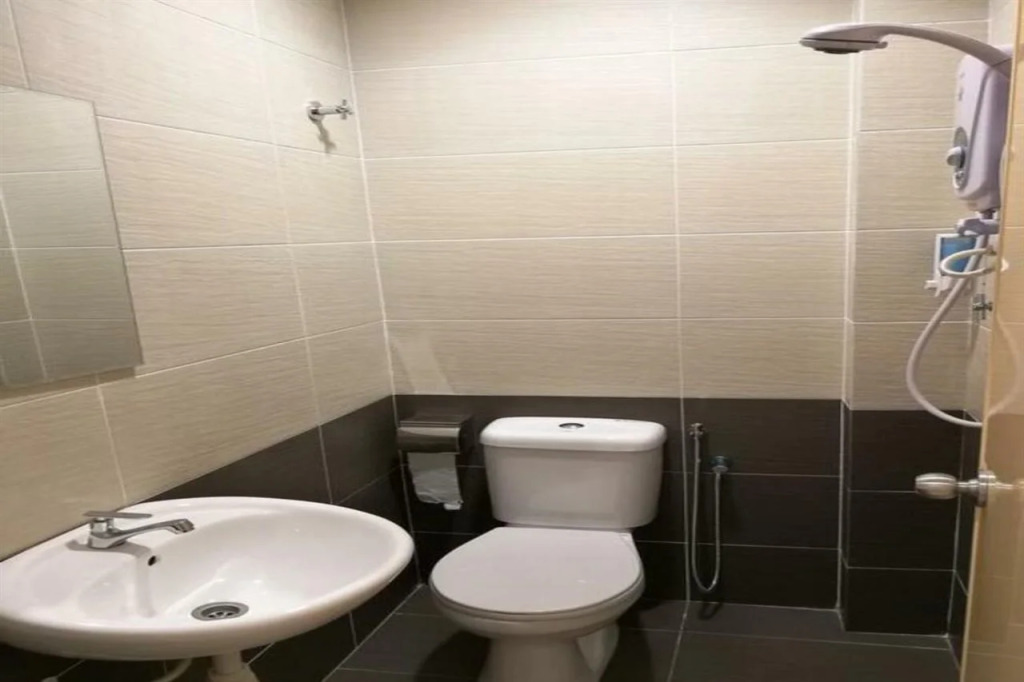 First Guest House Cheras