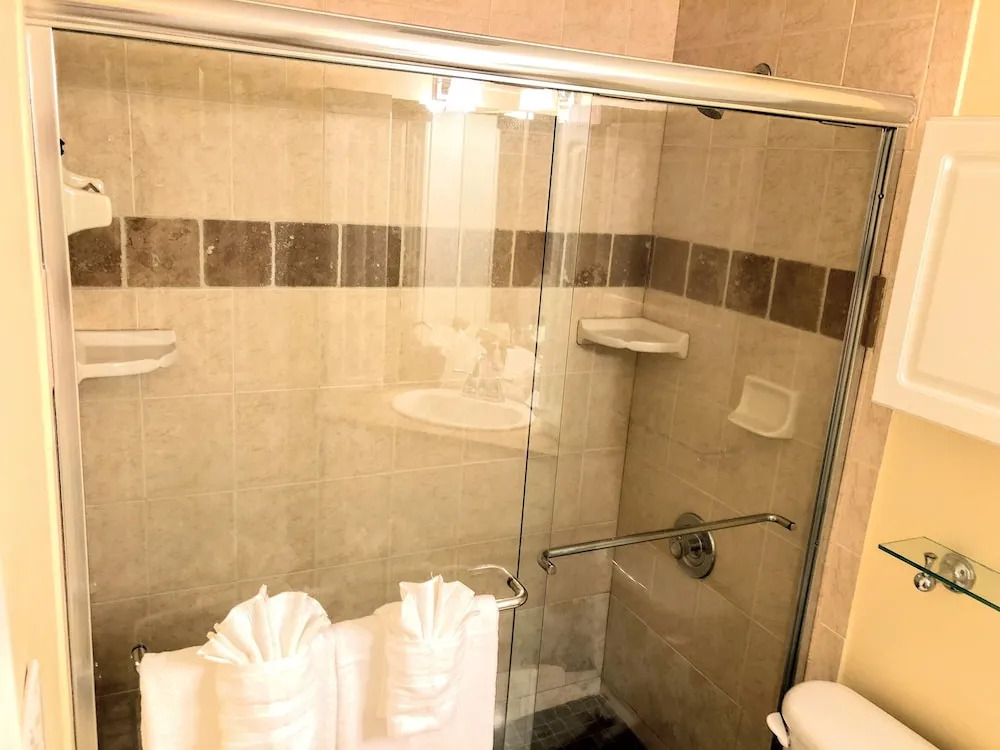 Olde Naples Condo #813
