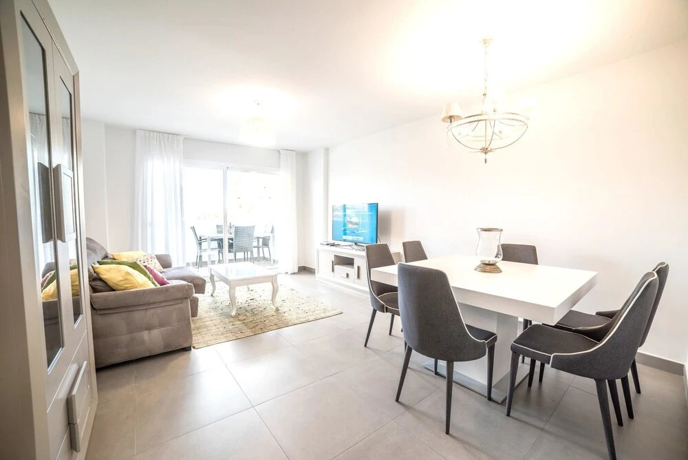 Apartment With 2 Bedrooms in Fuengirola, With Wonderful City View and