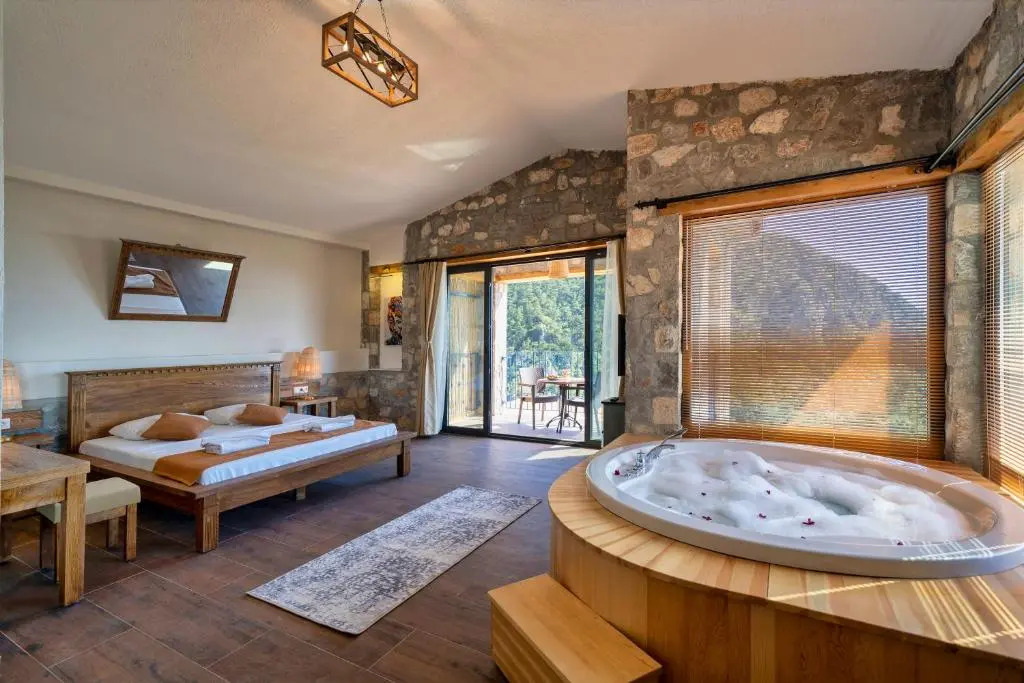 Villa Pine Private Located in a Quiet and Picturesque Location