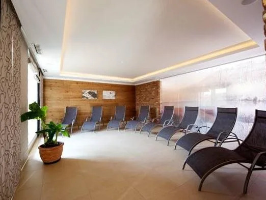 ARBOR Hotel & Apartments