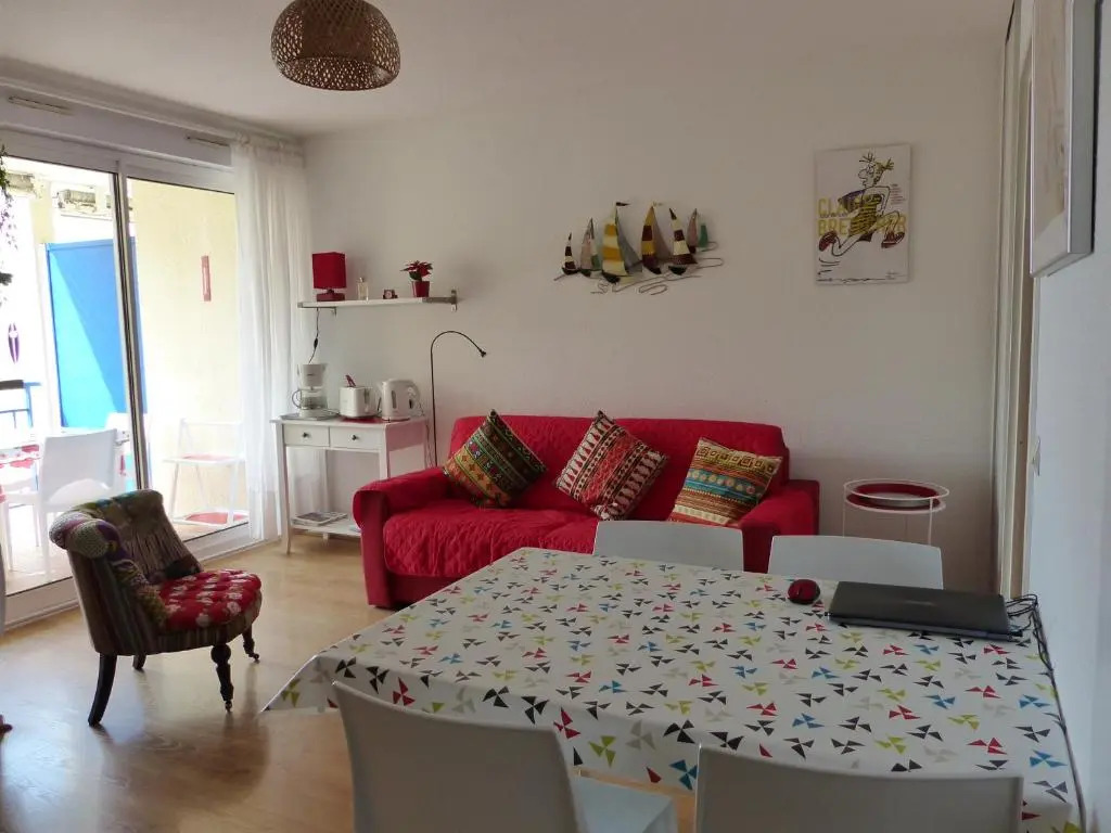 Appartement Pour 4 Personnes Avec Vue Sur Le Port de Plaisance- Residence Le Genois