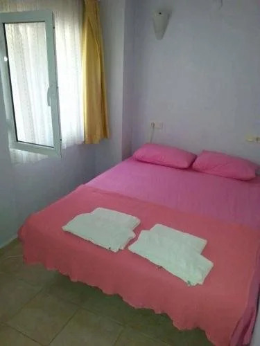 Yona Motel
