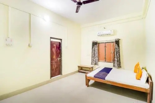 SPOT ON 65246 Anupam Vatika