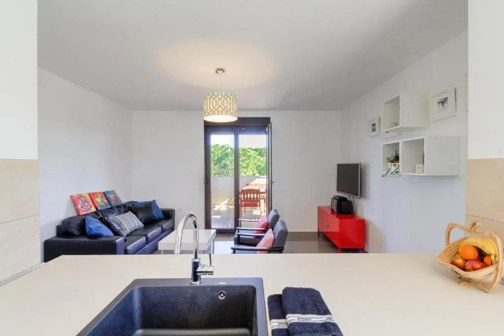 Apartments Ester Victoria