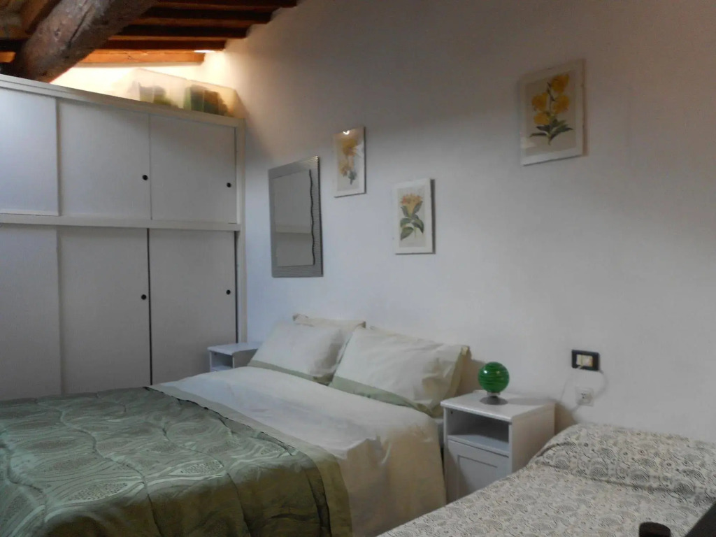 Max Apartments