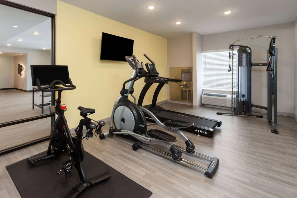 ECHO Suites Extended Stay by Wyndham Madison
