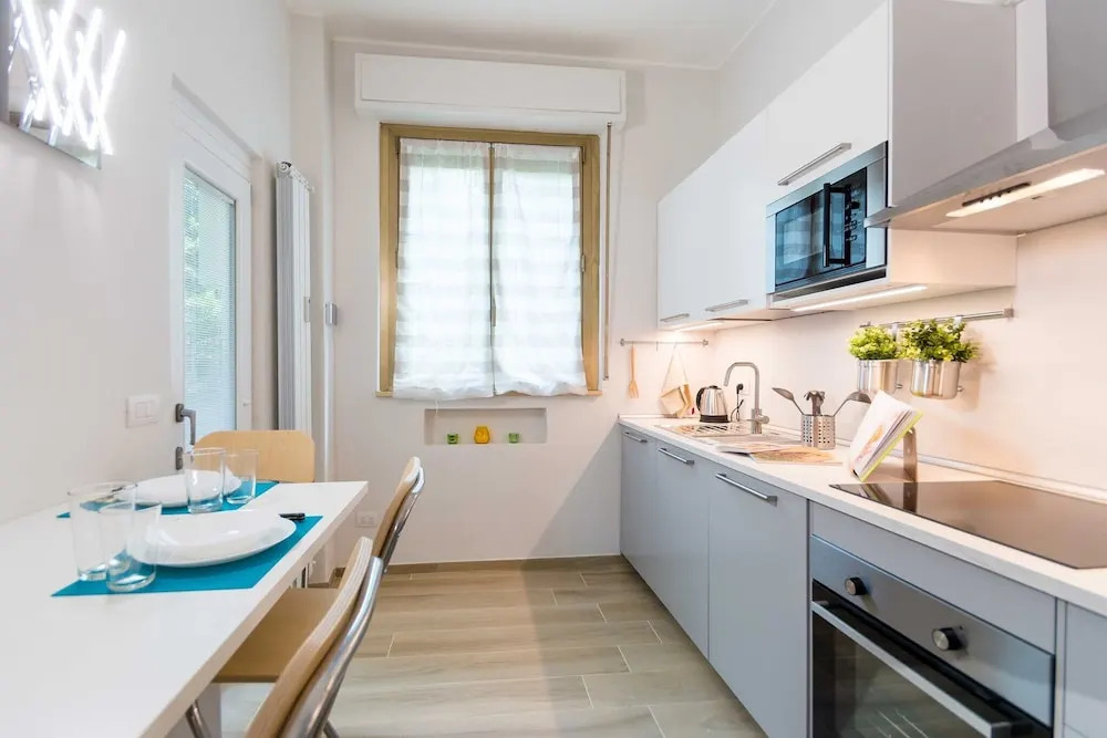 Isola Suite Apartment